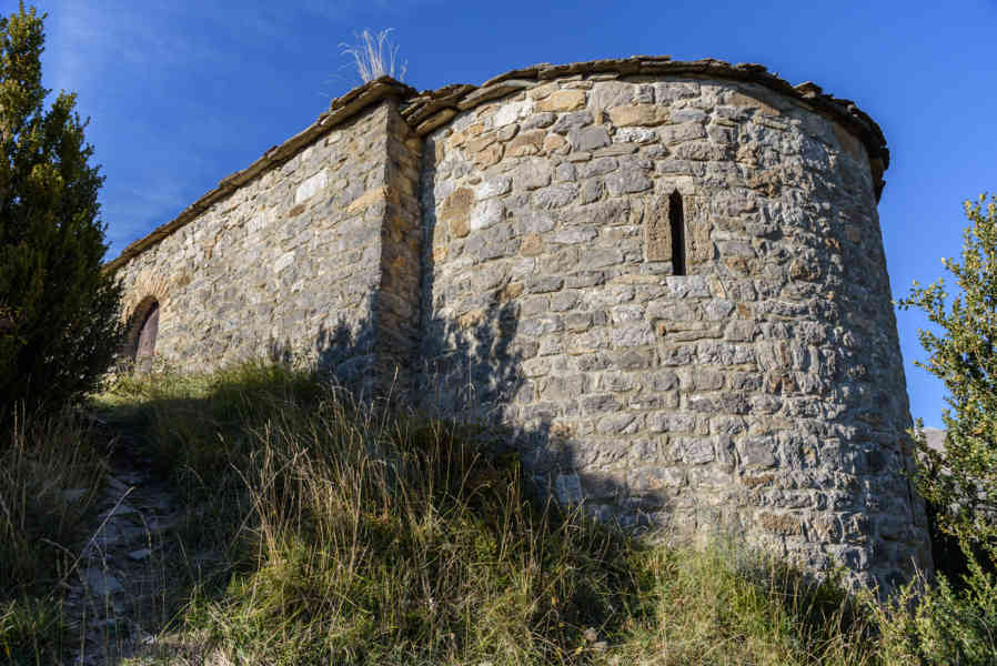 Huesca - Tella 17 - ermita de los Santos Juan y Pablo.jpg